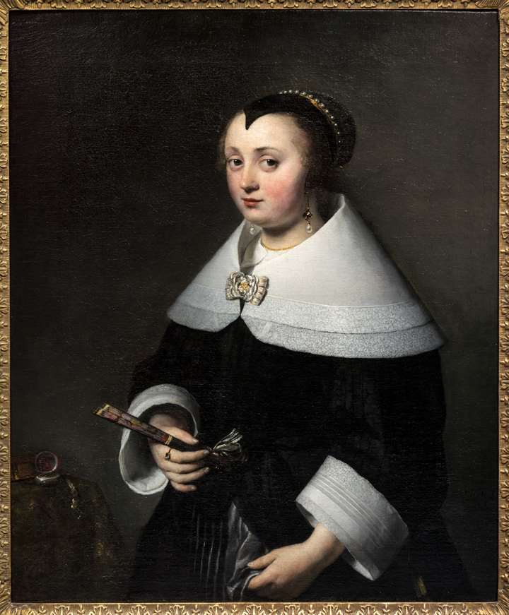Portrait of a young woman